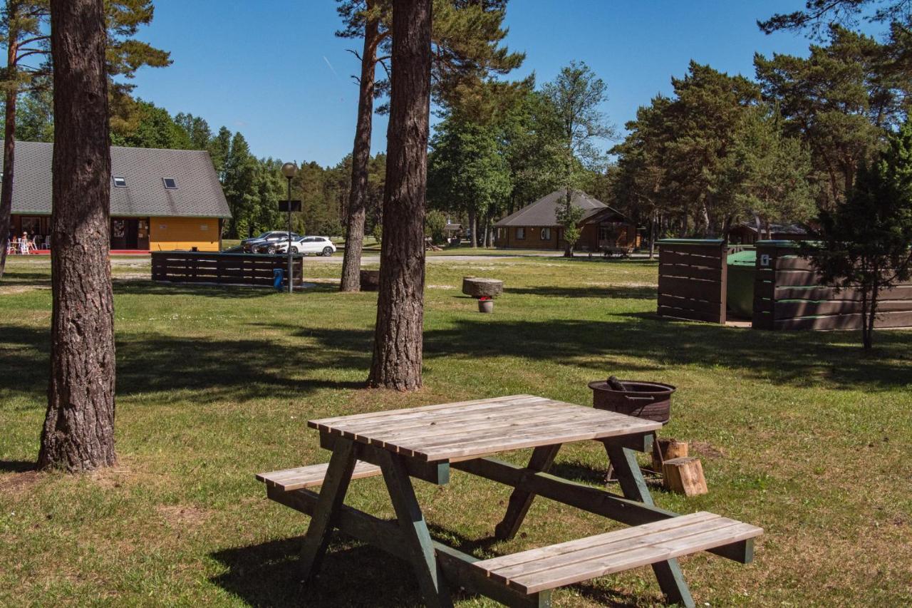 Tehumardi Camping Salme ภายนอก รูปภาพ
