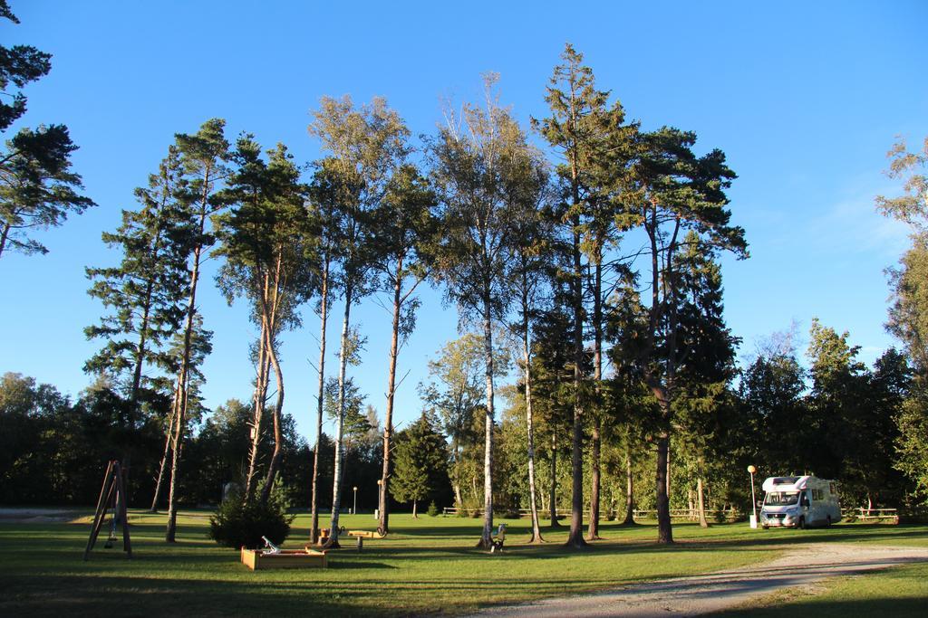 Tehumardi Camping Salme ภายนอก รูปภาพ